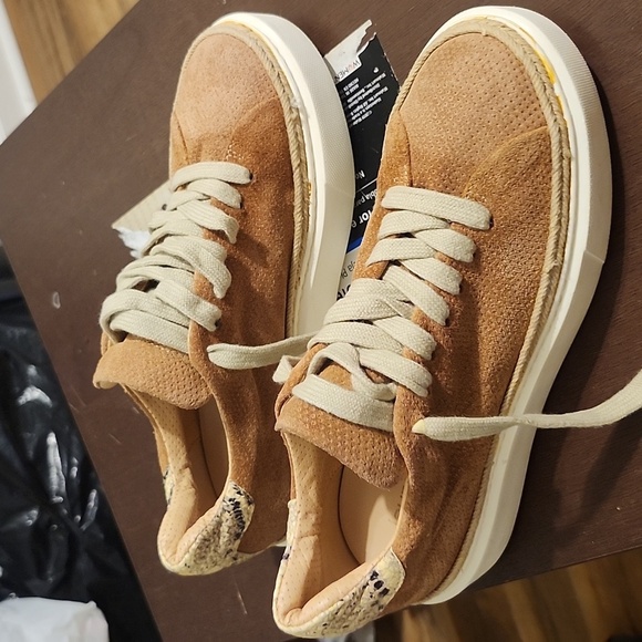 Laura Billariva Men's Tan Suede Sneakers. Made Italy - Picture 2 of 12